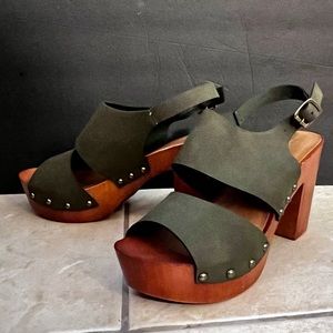 Madden Girl - Nadiaa Platform Sandals